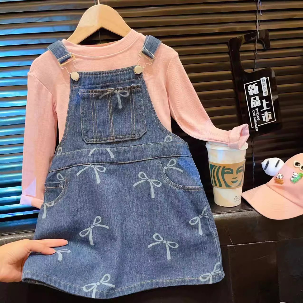 Children's clothing 2024 new spring and autumn girls soft denim casual denim strap skirt base shirt set 65085