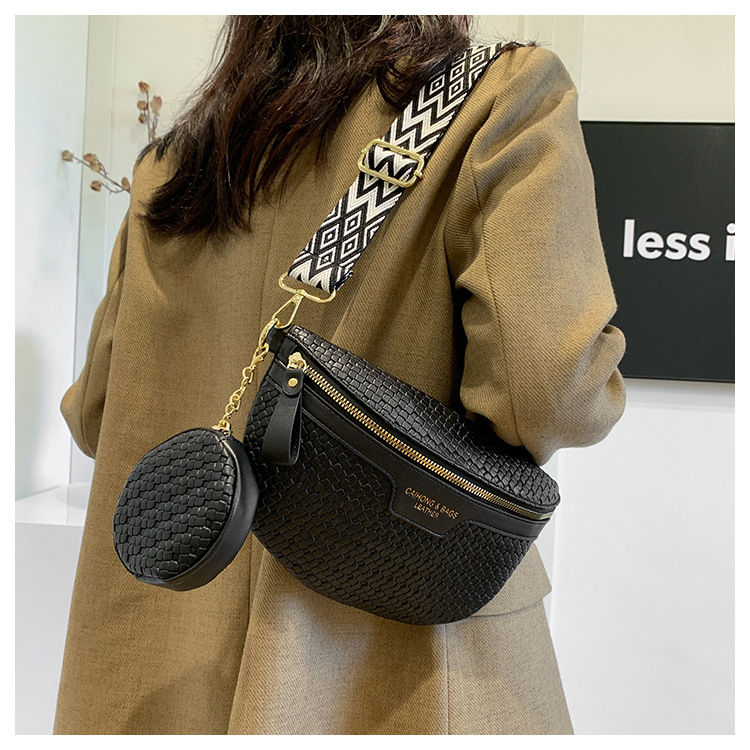 456g Weight Polyester Lining Material Zipper Closure Type Single Shoulder Strap Strap Type Fanny Pack Bags Type Daily Occasion Pu Leather Material Solid Color Pattern All Seasons Season Women's Gender Streetwear Style Semicircle Shape Women's Pu Leather Solid Color Streetwear Semicircle Zipper Fanny Pack 3