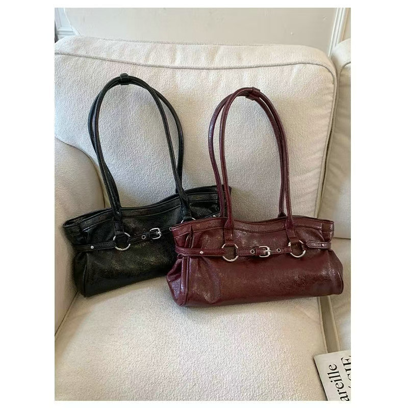 Large-capacity daily commuter underarm bag, niche retro handbag, stylish and versatile crossbody bag Large-capacity daily commuter underarm bag, niche retro handbag, stylish and versatile crossbody bag