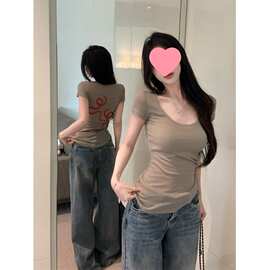 夏季不规则美式正肩短袖t恤女纯欲辣妹性感U领小上衣独特别致半袖