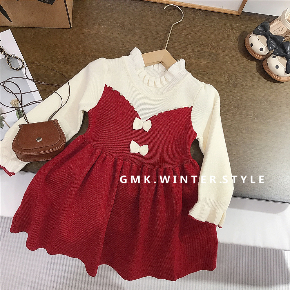 Red woolen dress with bow