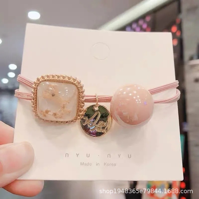 Pink elegant hair rope