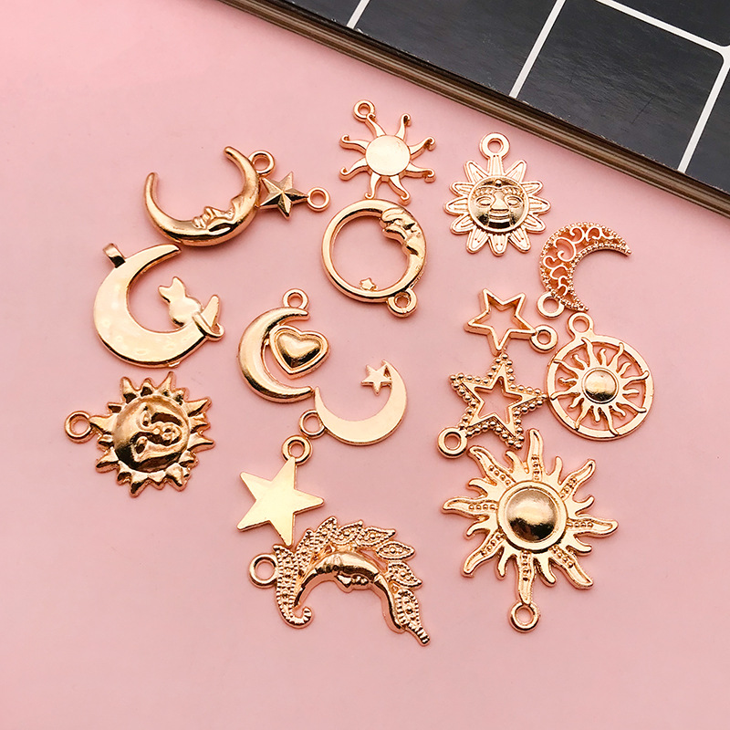 1g Weight Pendant Jewelry Making Type DIY Jewelry Accessories, Bracelets, Earrings Classification 1 Piece Quantity Alloy Material Sun, Star, Moon, Solid Color Pattern Cartoon Style Style Enamel, Plating Craft 1 Piece Alloy Sun Star Moon Pendant DIY Jewelry Accessories Bracelets Earrings 1
