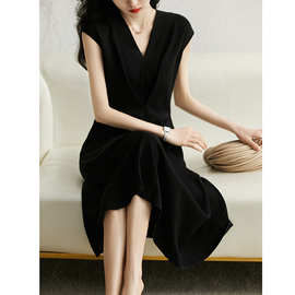 小黑裙的魔力挚爱 惊艳款 法式赫本风V领气质显瘦修身连衣裙女夏