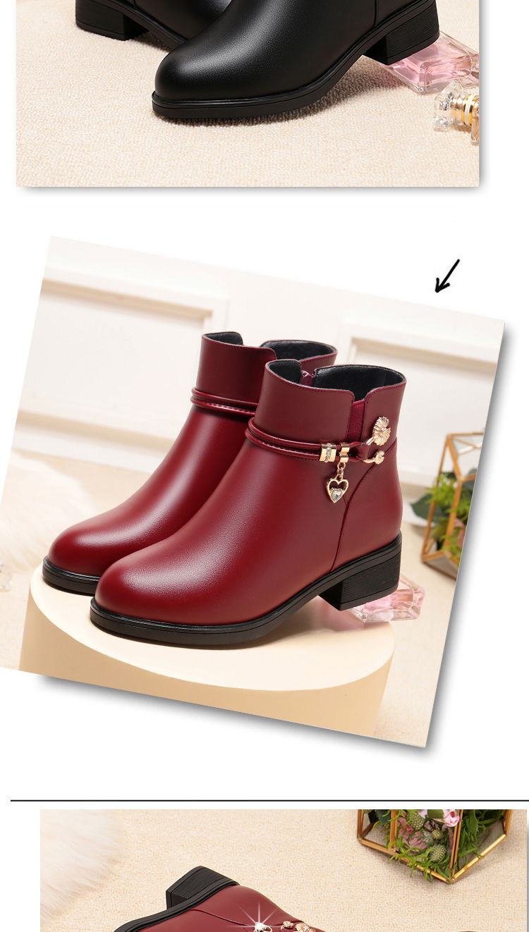 Fashion Boots Image 3