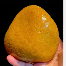 寿山老挝田味十足造形饱满银裹金田黄原石682.4克10*9.6*5.5送盒