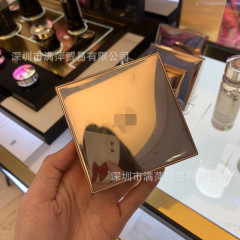 菁の純粋な空気パッドのファンデーション液は化粧を持っています。柔らかい光の服を持っています。