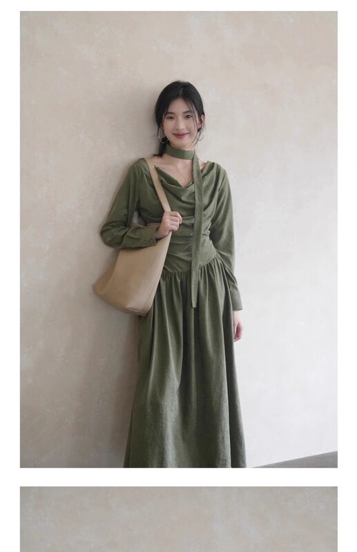 [Original Fabric] New Chinese-style green long-sleeved dress for women, early autumn new collection, high-end design with a fitted waist and A-line silhouette