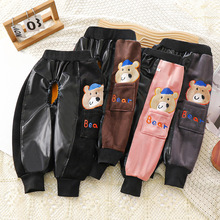 罩裤新款儿童裤子宝宝尿不湿罩裤秋冬天男童女童开裆童裤PU皮裤