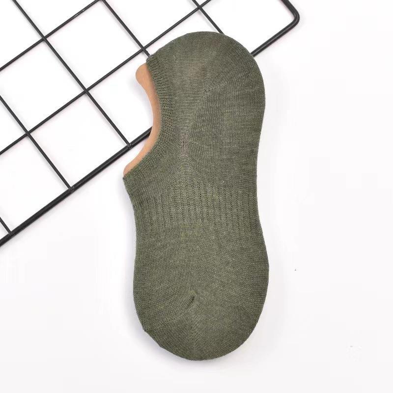 Calcetines de verano para mujeres calcetines de barco anti olor delgados silicona invisible anti-deslizante no se caen calcetines cortos superficiales con soporte bajo transpirable y cómodo