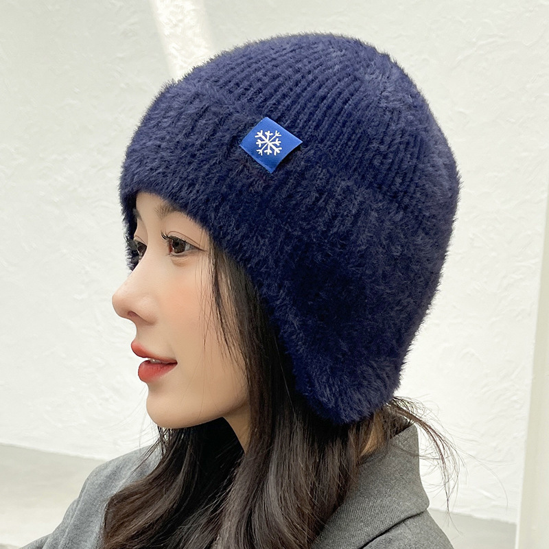 Ins韓国版秋冬新作雪花標女性ニット帽学生日本シンプルベルベット保温毛糸帽耳保護|undefined