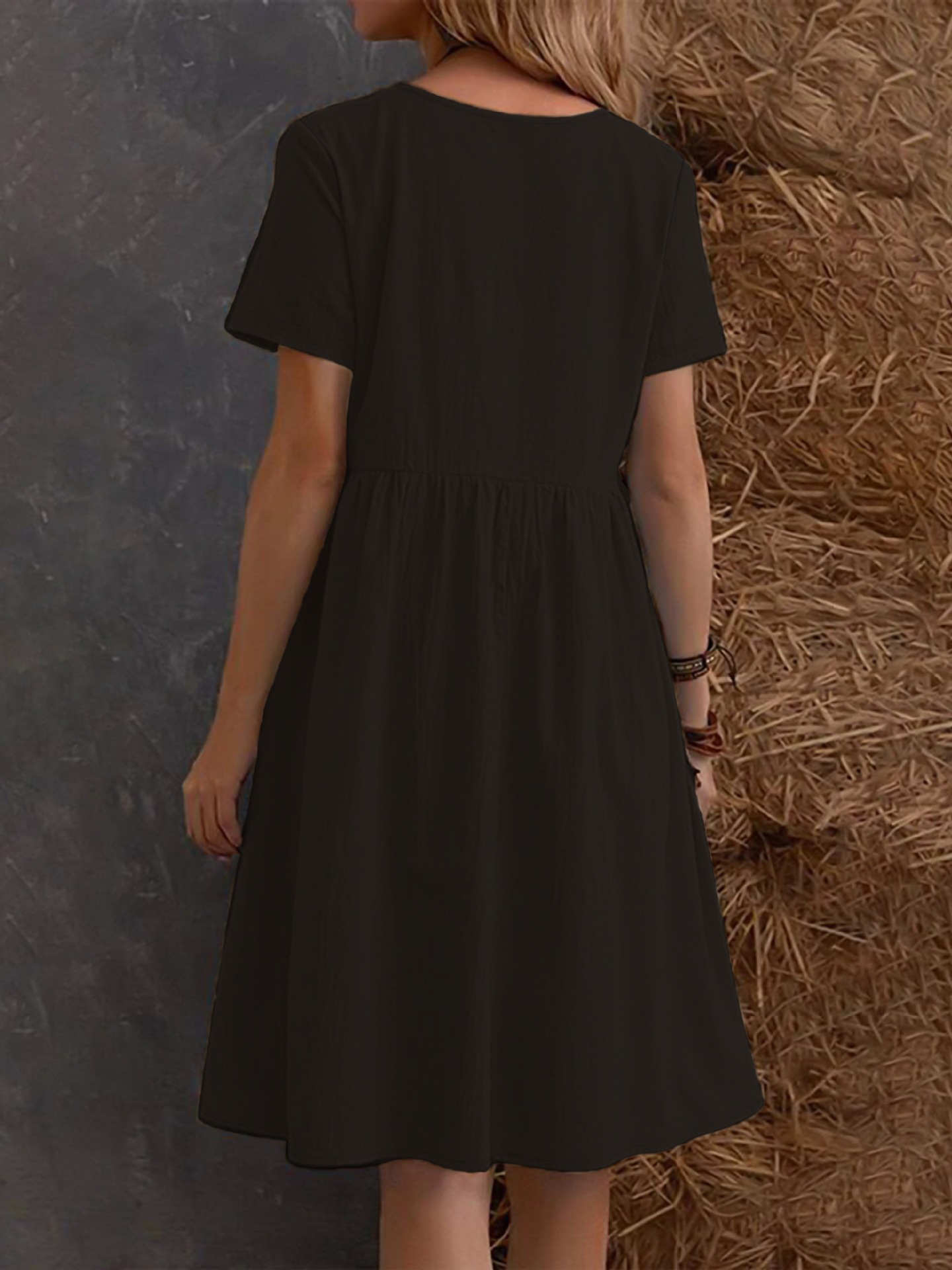 Women's Casual Short Sleeve A-Line Dress With Pockets, Solid Color Round Neck T-Shirt Dress For Everyday Wear_ecoleips.com