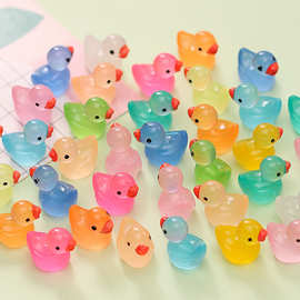 可爱迷你夜光小鸭子立体摆件 diy微景观树脂饰品儿童玩具跨境批发