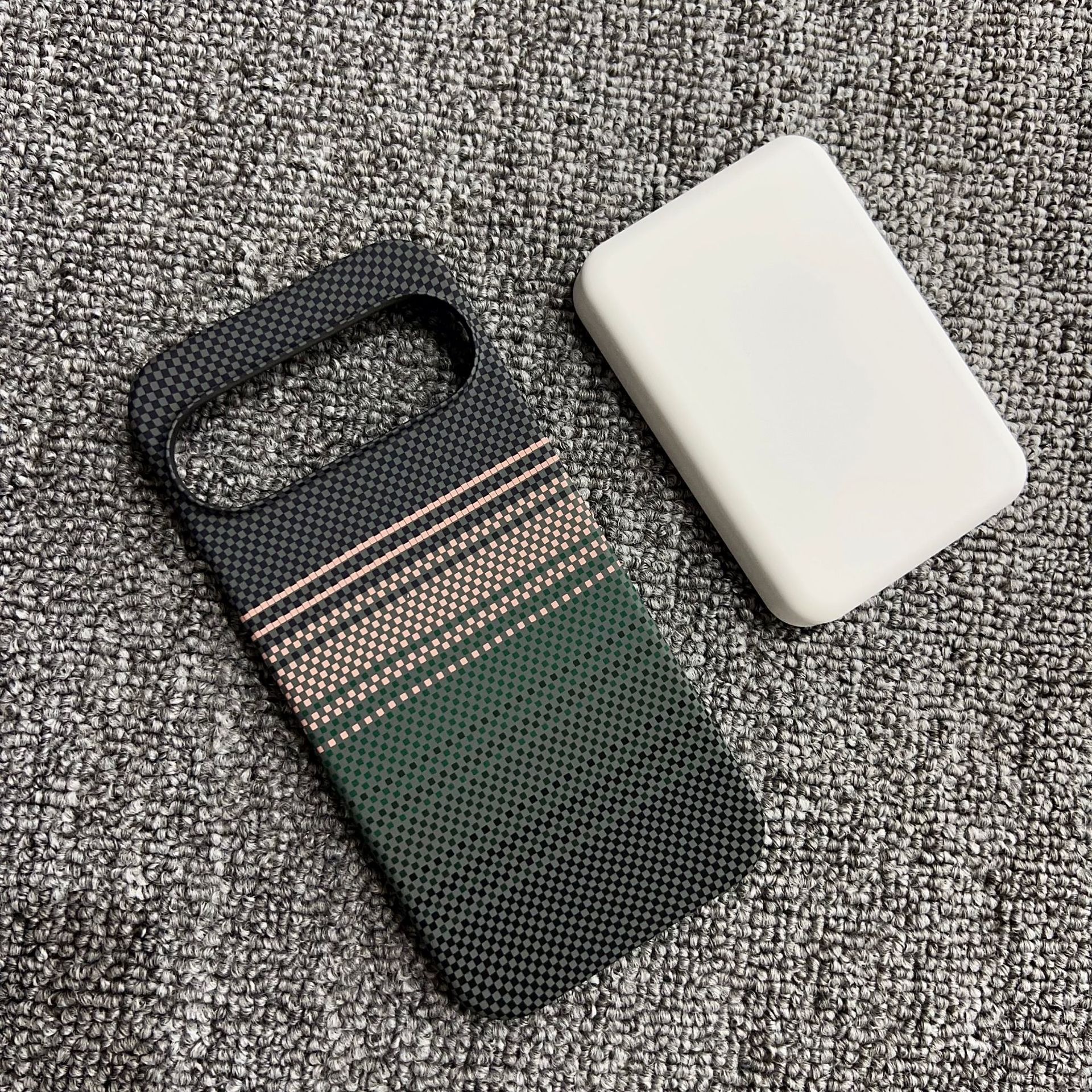 Rising lunar green