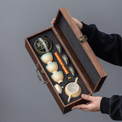 会社のビジネスギフト茶器セットはお客様に高級なお土産をプレゼントします。