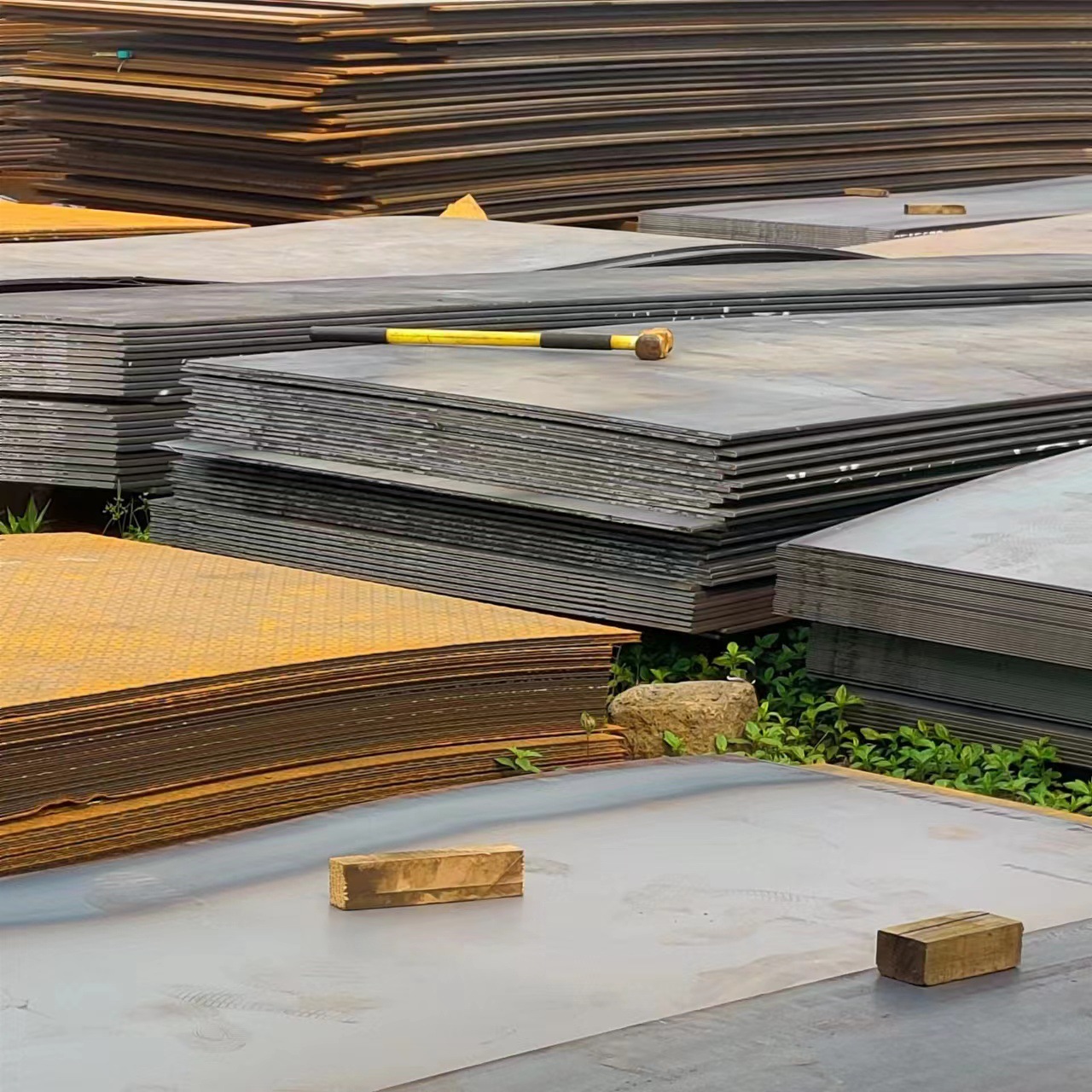 海南 海口 花纹板3-8厚Q235材质 楼梯花纹板 防滑板 规格齐全