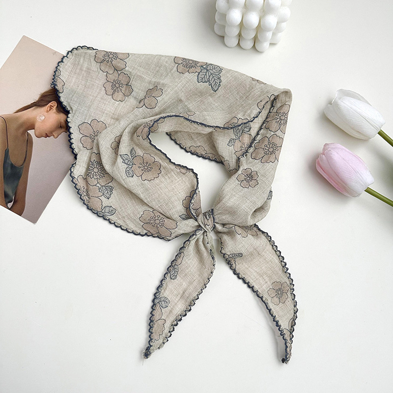 Pastoral viento de flores de encaje triángulo turbante de mujer de verano retrógrado francés de playa bufandas de seda protector solar correa de pelo