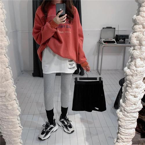 Thick and warm padded spring oversized hoodie with false inner layer, layered with semi-skirt to cover the buttocks, small diaper cover