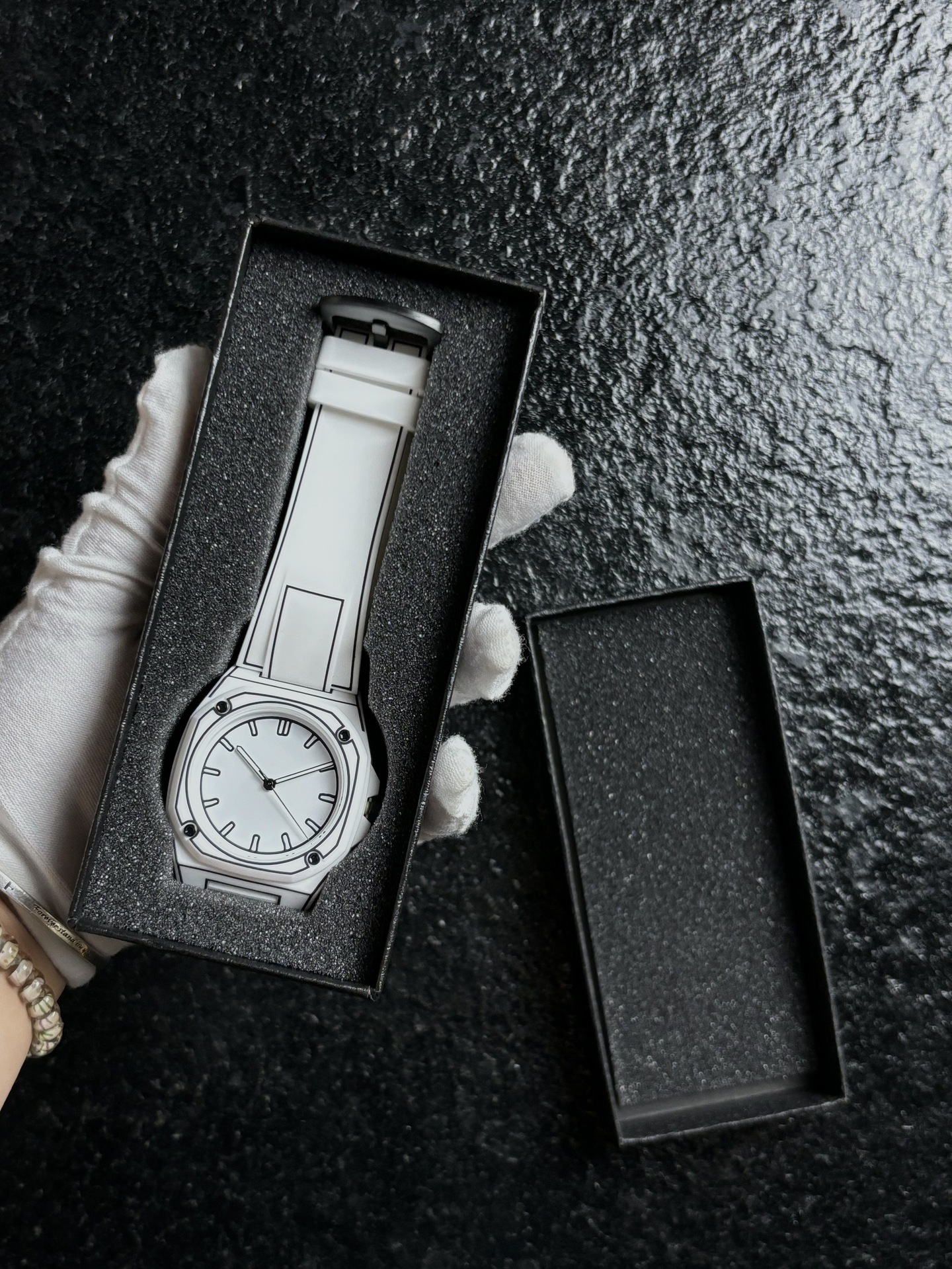 1165-11 domestic movement battery double snap button