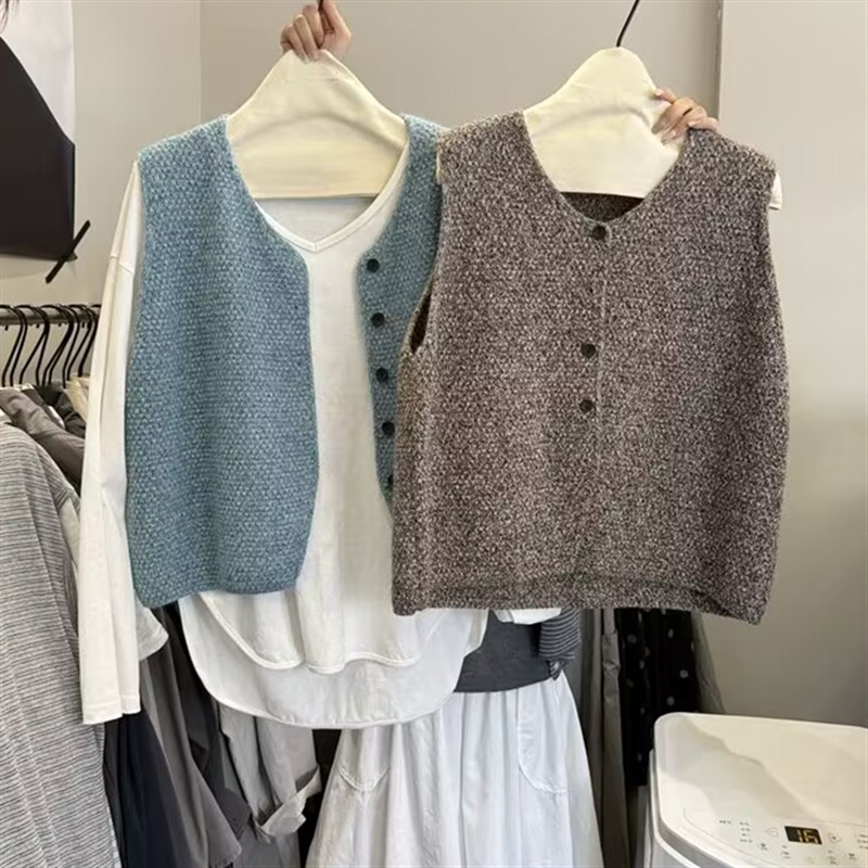 Korean Dongdaemun 2026 Early Autumn New Artistic Korean Style Loose Commuting Casual Versatile Sweater Vest Cardigan