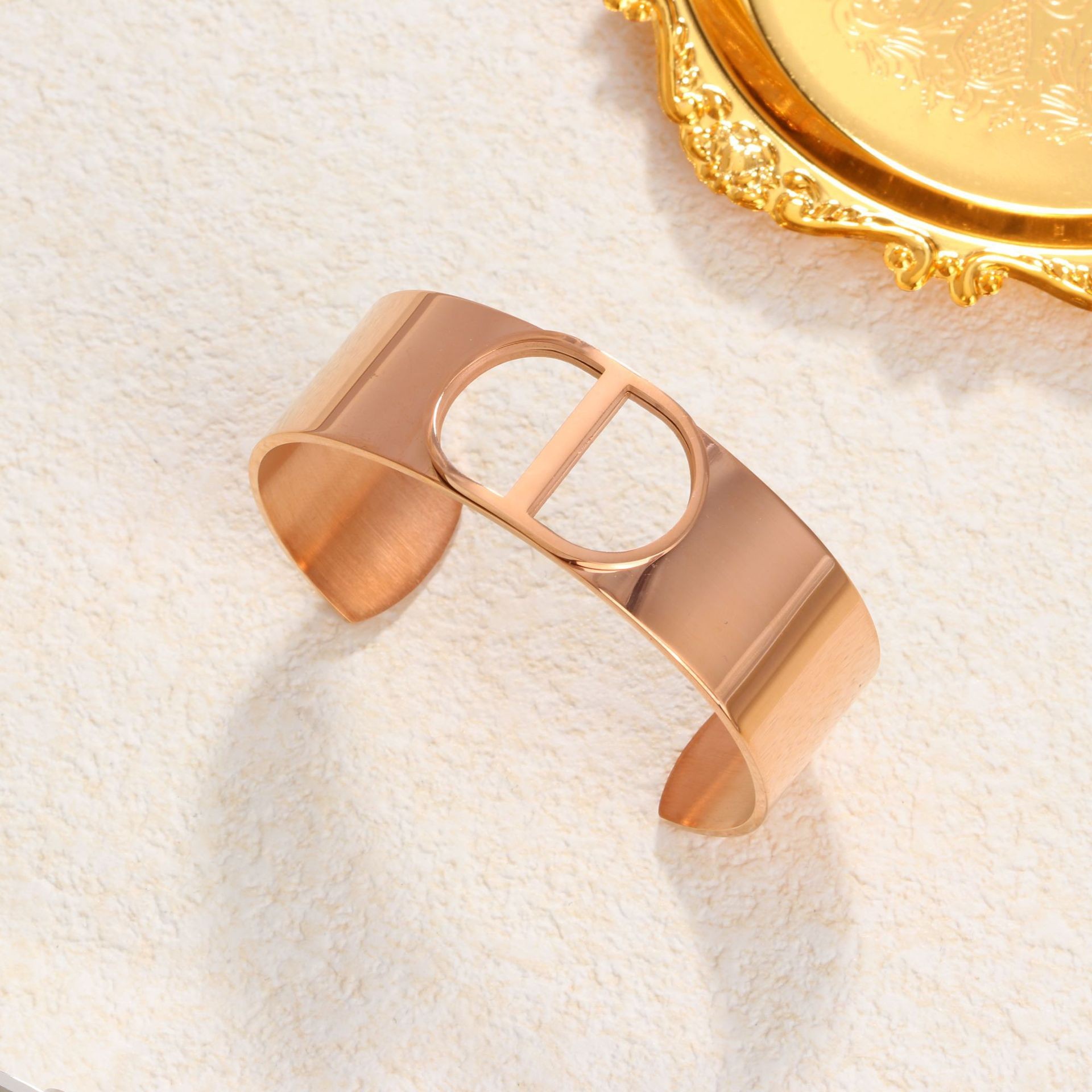 73cd 오픈 팔찌 로즈 골드