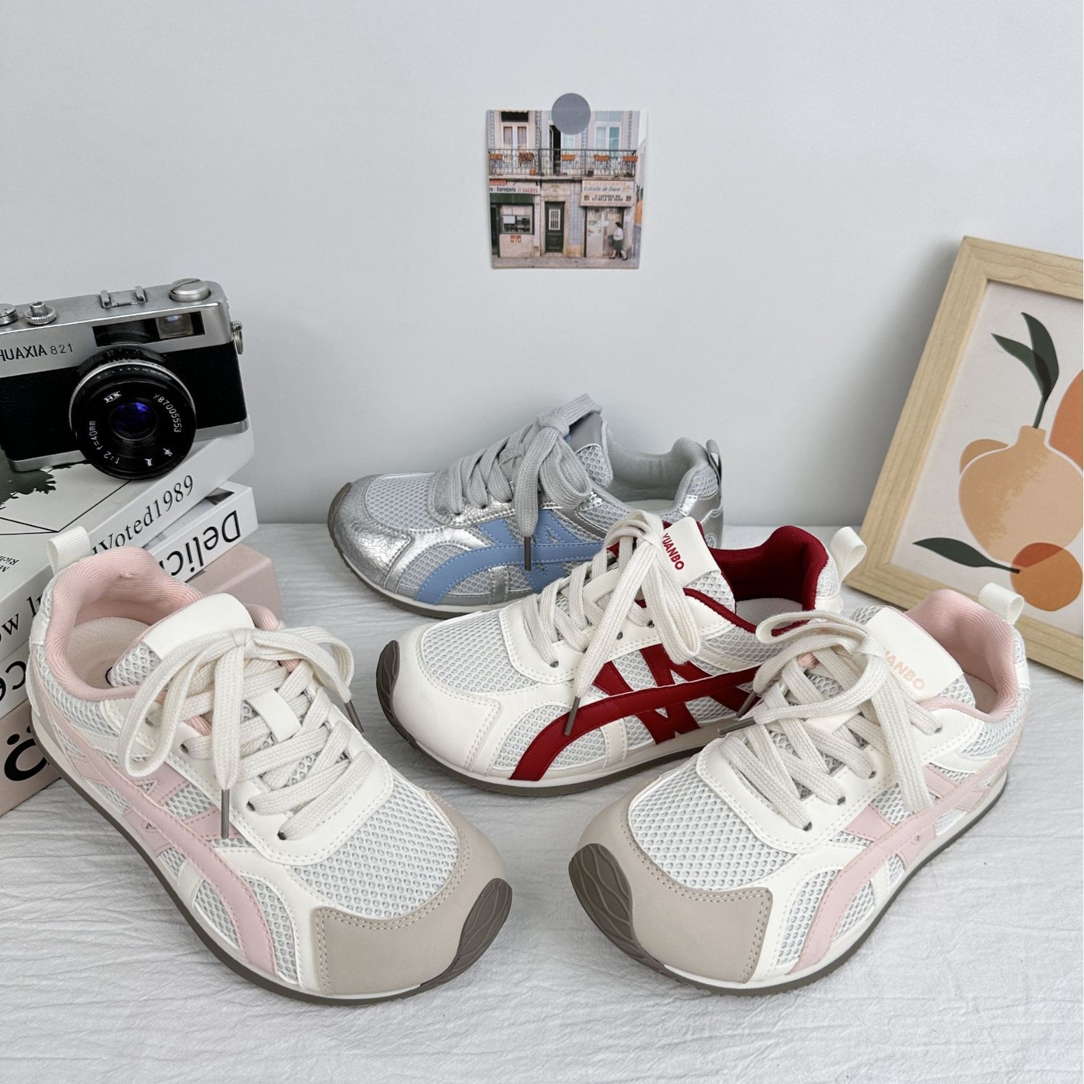 Zapatillas de mujer de todo fósforo de verano de onda lejana 2025 nuevas zapatillas de deporte informales de diseño de nicho zapatos de red transpirables en nombre del cabello