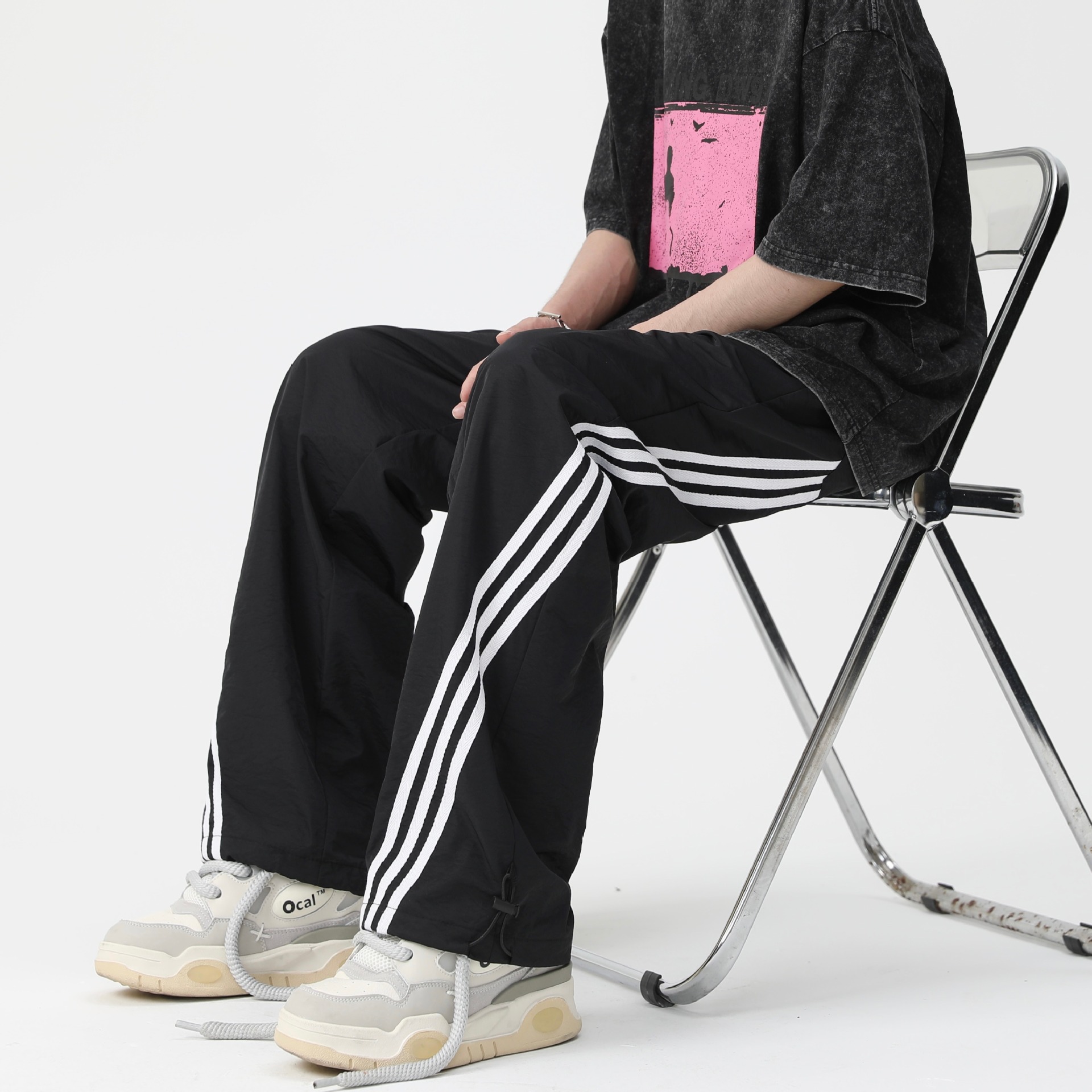 Pantalones de verano de los hombres nueva costura a rayas de pierna ancha Pantalones deportivos de moda retro americano Ruan guapo pantalones casuales sueltos