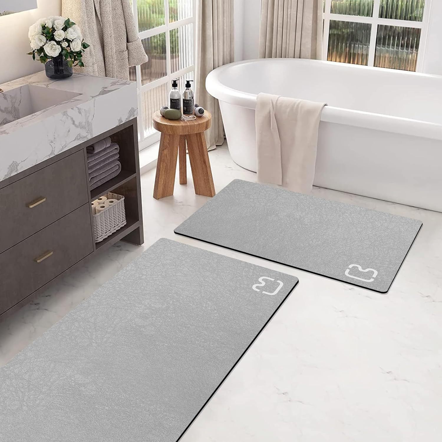 Simple Solid Color Bathroom Toilet Diatom Mud Absorbent Floor Mat, Stain-Resistant, Easy to Care For, Dust-Proof Household Foot Mat for Delivery