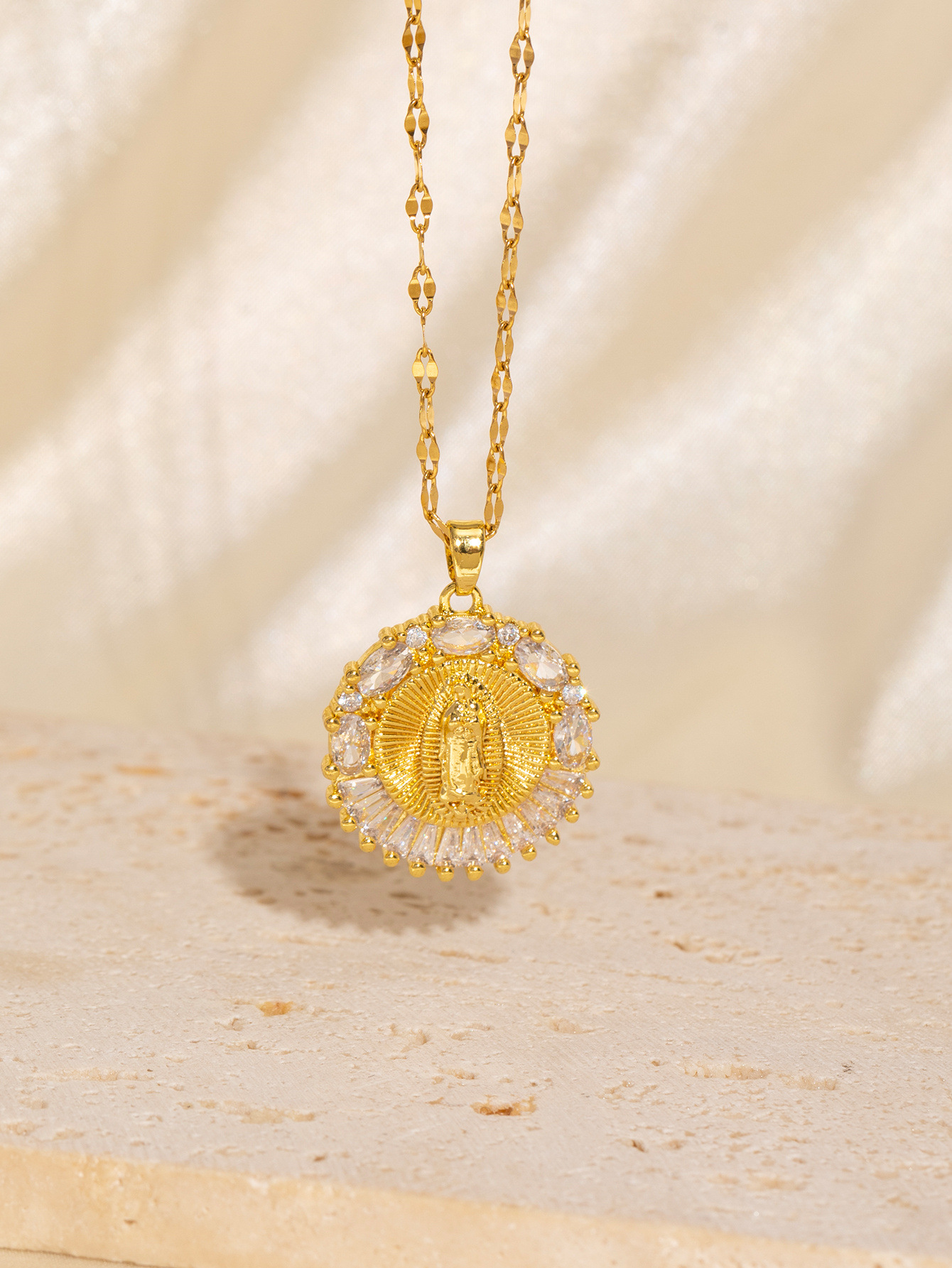 Holiday, Daily Occasion Copper Plating Geometric Virgin Mary Pendant Necklace