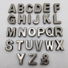 厂家批发箱包配件锌合金26个英文字母 腰带手链复古26个古银英文