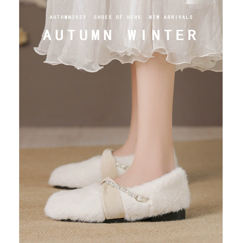 Женские меховые туфли для зимней носки, новая модель 2025 года, лоферы с плюшевой подкладкой, слипоны на массивном каблуке, хлопковые туфли, большие размеры 41-43.