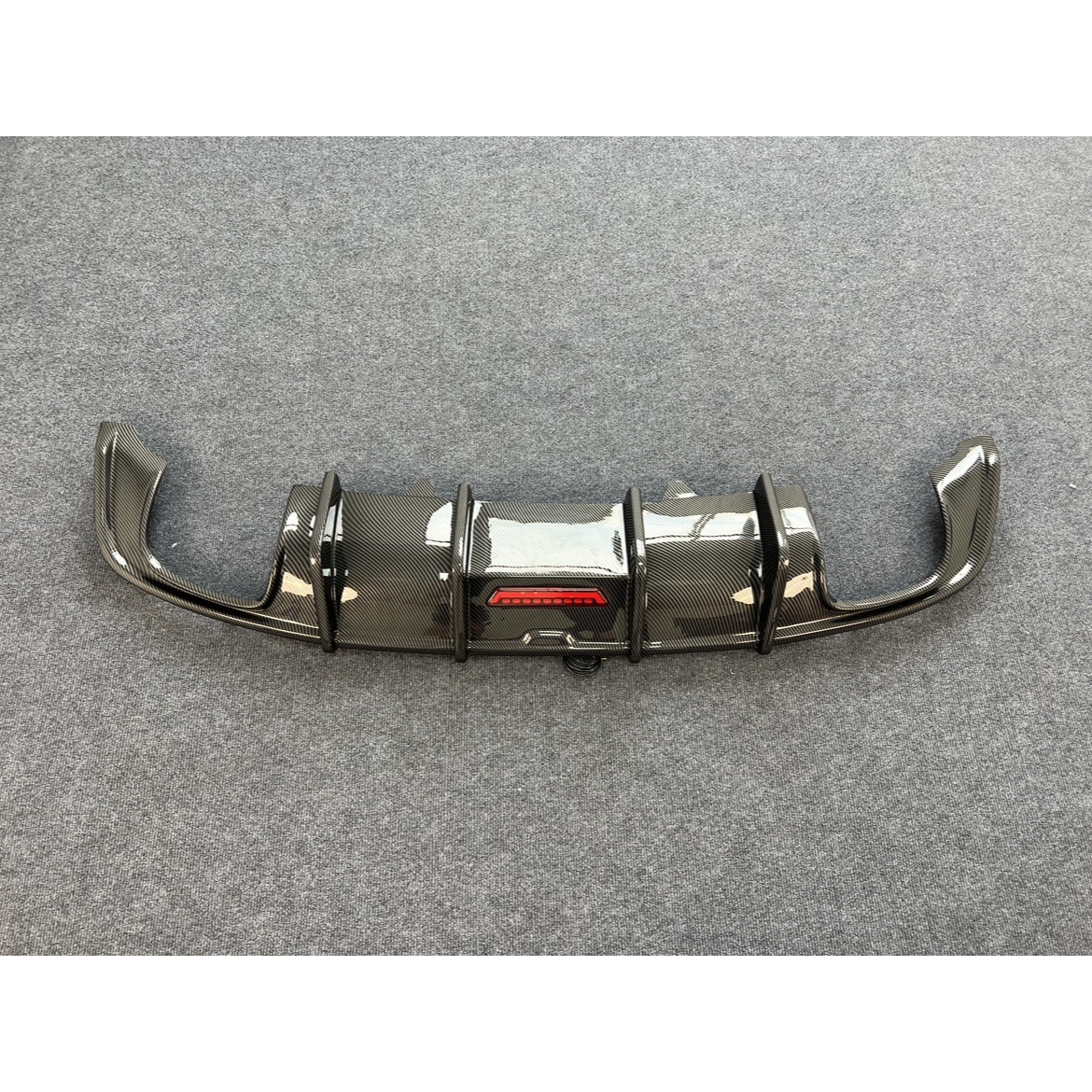 Suitable for 17-20 Models of Audi A5.S5, Rear Lip with Lights, Horizontal Light Bar, Rear Diffuser, Rear Surround with Four Exhaust Tips