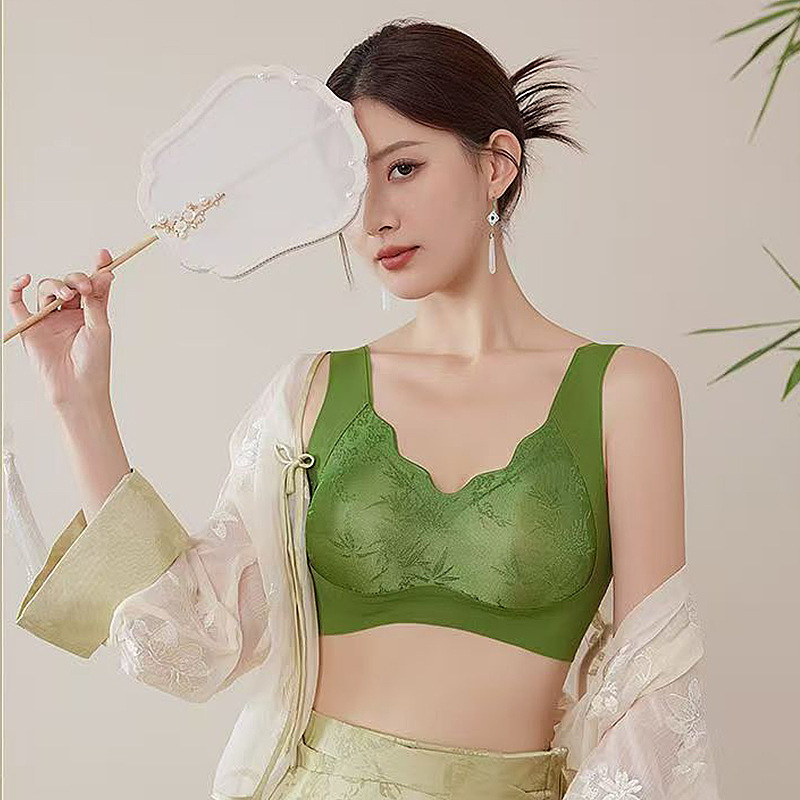 妈妈内衣女国风浮雕提花聚拢无痕美背无钢圈软支撑防垂中老年文胸|undefined
