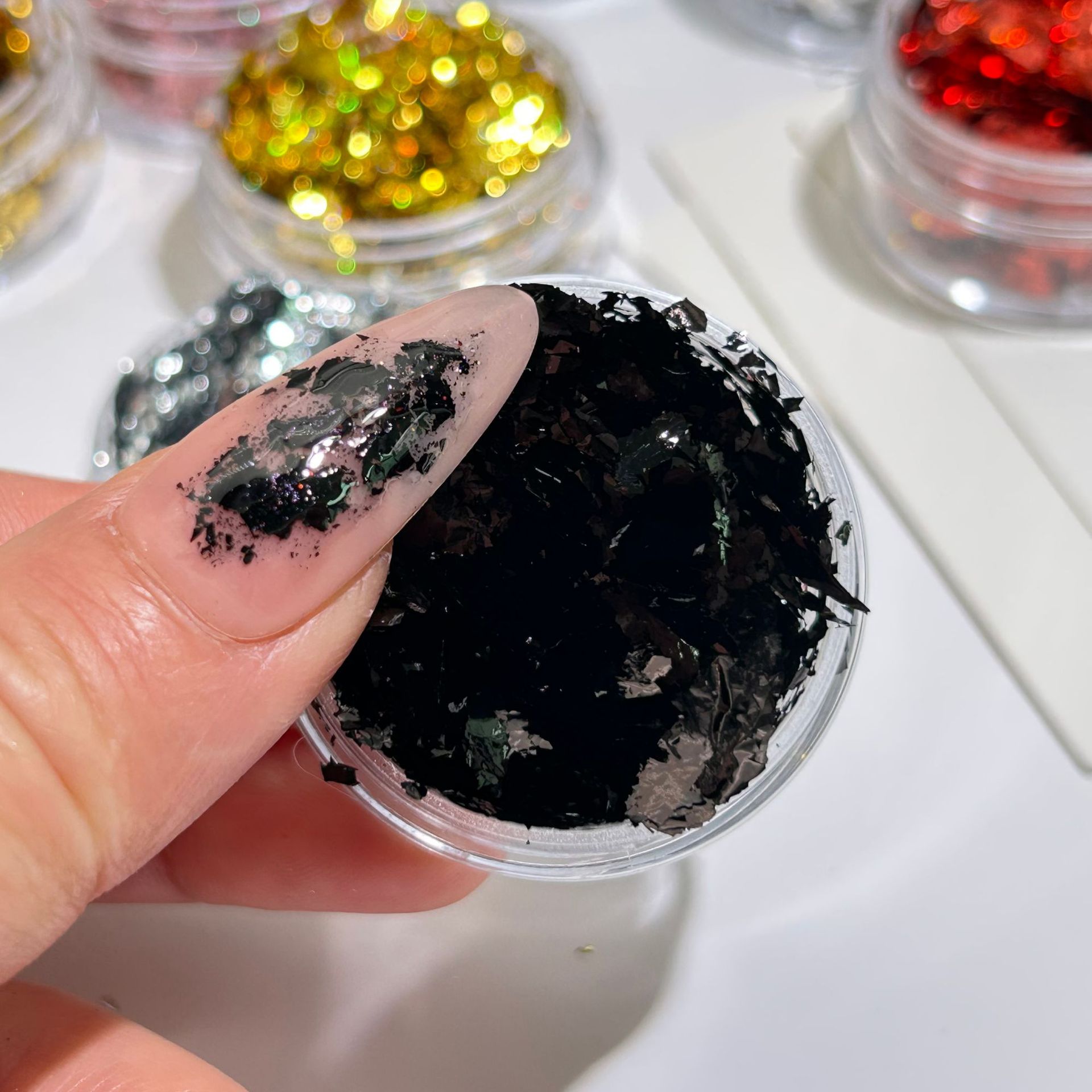 Gold Foil Nail Art Jewelry Gold Foil Fragments Internet Popular Nail Polish Glue Decorative Sticker Sequin E-commerce Cross-border