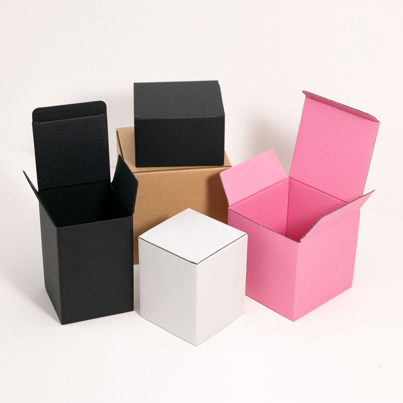 Colorful Button-Bottom Boxes, Black and White Pink Kraft Paper Boxes, Ready-To-Ship Packing Cartons, Flip-Top Corrugated Packaging Boxes, Square Paper Boxes