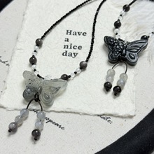 民族风新中式天然水晶岫玉水墨蝴蝶灰月光银曜石吊坠项链小众复古