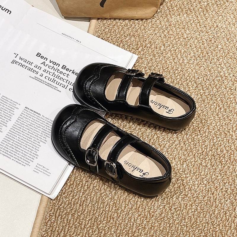 Ballerinas mit Brogue-Details, weicher Sohle und Lederoptik in Mary-Janes-Optik, Schleife – ideal für Kleinkinder. Vielseitig, leicht und bequem._voghion.com