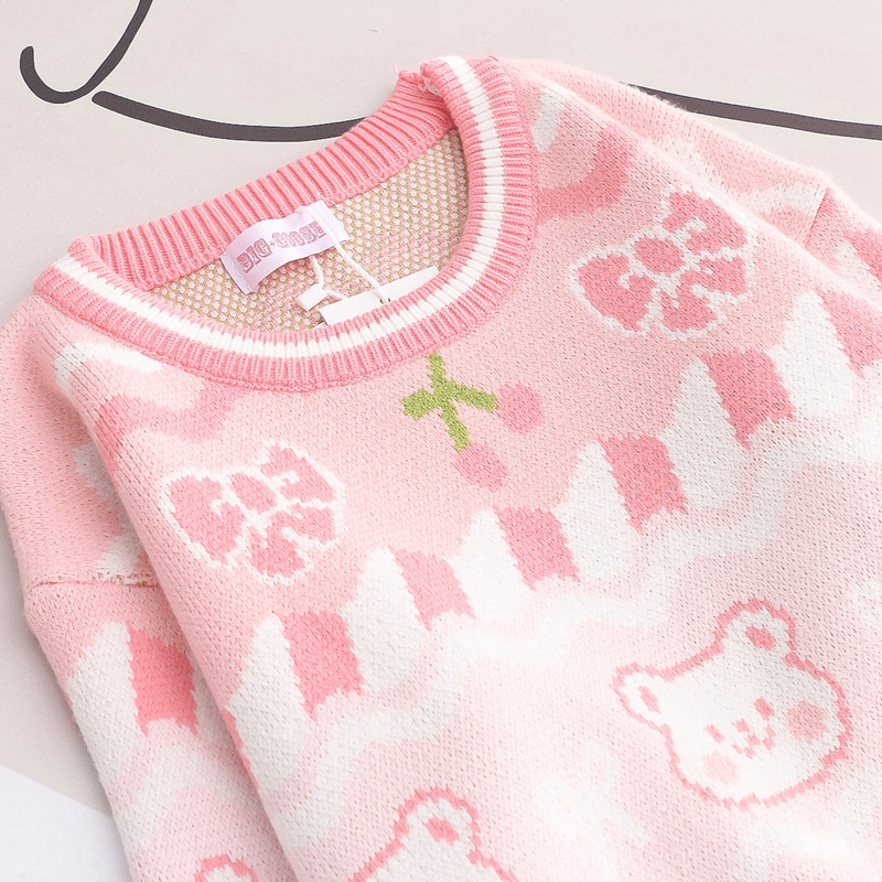 Sweater Image 2