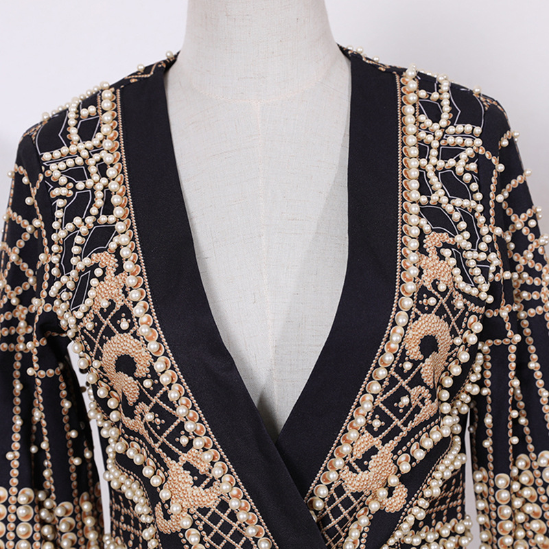 Women's Fashion Geometric Beaded Hidden Buckle Coat Blazer display picture 4