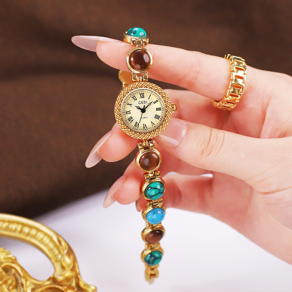 Goldie Middle Luxury Colorful Bracelet Watch Niche Cat's Eye Chain Quartz Watch