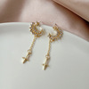 Silver needle, fashionable earrings, Korean style, simple and elegant design