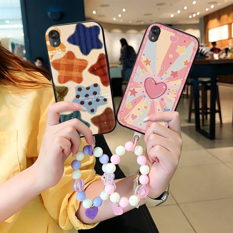 Suitable for MOTO phone cases, personalized women's style, textured, dustproof, trendy, full-edge soft case with cool lanyard Suitable for MOTO phone cases, personalized women's style, textured, dustproof, trendy, full-edge soft case with cool lanyard