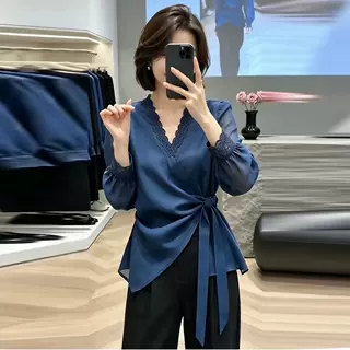 法式气质衬衫女2026秋季新款设计感小众收腰显瘦V领百搭小衫上衣