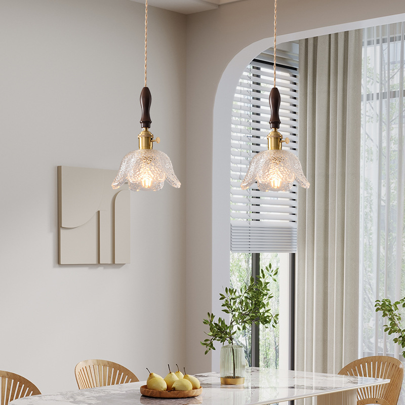 Mesita de noche de estilo japonés escandinavo, restaurante, dormitorio simple, bar, B & B, pasillo, cafetería, candelabro pequeño de cristal de nogal