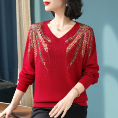 お母さんの春の服の新型の長袖の重工の刺繍のニットの上着の中で老年の春の女性の秋の洋風のゆったりしている底のシャツ