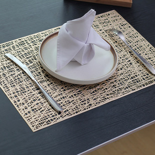 Nordic Light Luxury Rectangular Hollow Table Mat Placemat American Creative PVC Bronzing Non-Slip Heat Insulation Mat Western Placemat