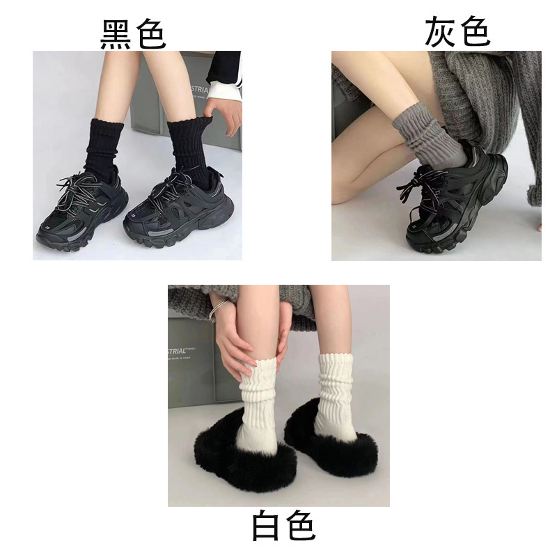 春秋タイプのクラシックな純色の靴下には、純色の中筒スタッキングソックスの太い靴下と女性の長い筒の毛糸のふくらはぎの靴下があります。|undefined