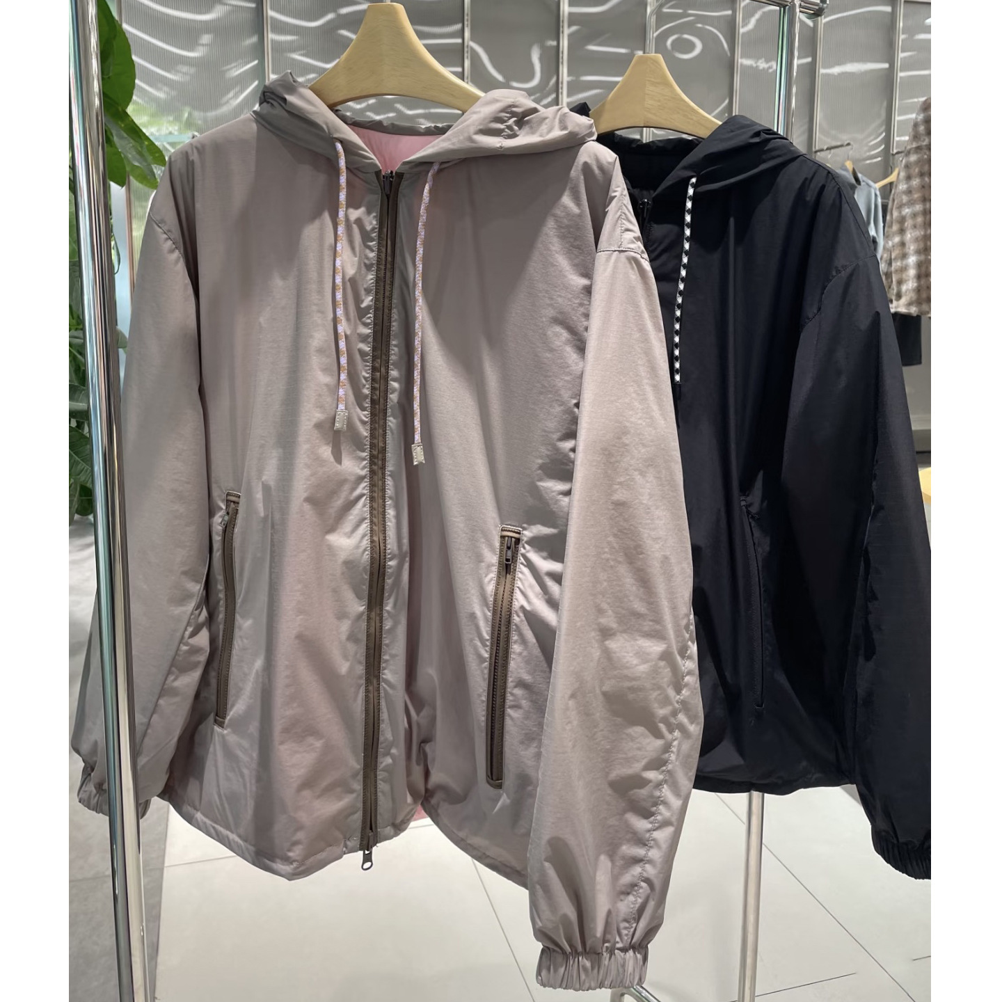 In Stock: Jiangnan Style Autumn New Hooded down Jacket for Women, Lightweight Sports Casual Coat