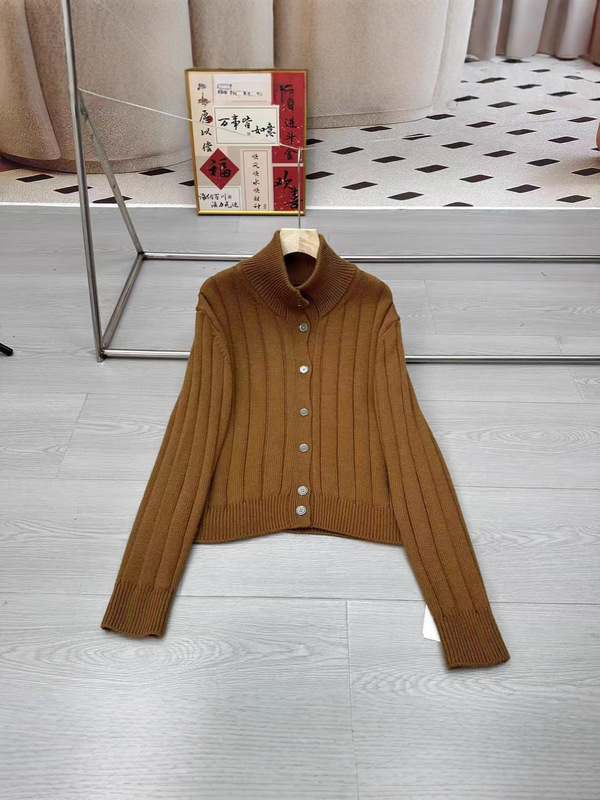 即墨厂家09110525女装2025秋季新品立领单排扣百搭长袖毛衣|undefined