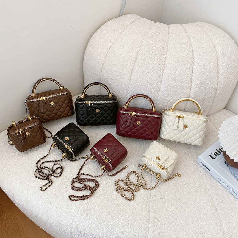 Diamond Pattern Shoulder Bag For Women, Elegant Chain Bucket Bag_voghion.com